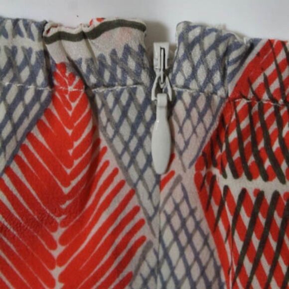 Broadway & Broome Gray Orange Silk Skort Sz. 6 - Picture 3 of 5